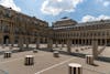 Cour du palais royal et ses colonnes de Buren